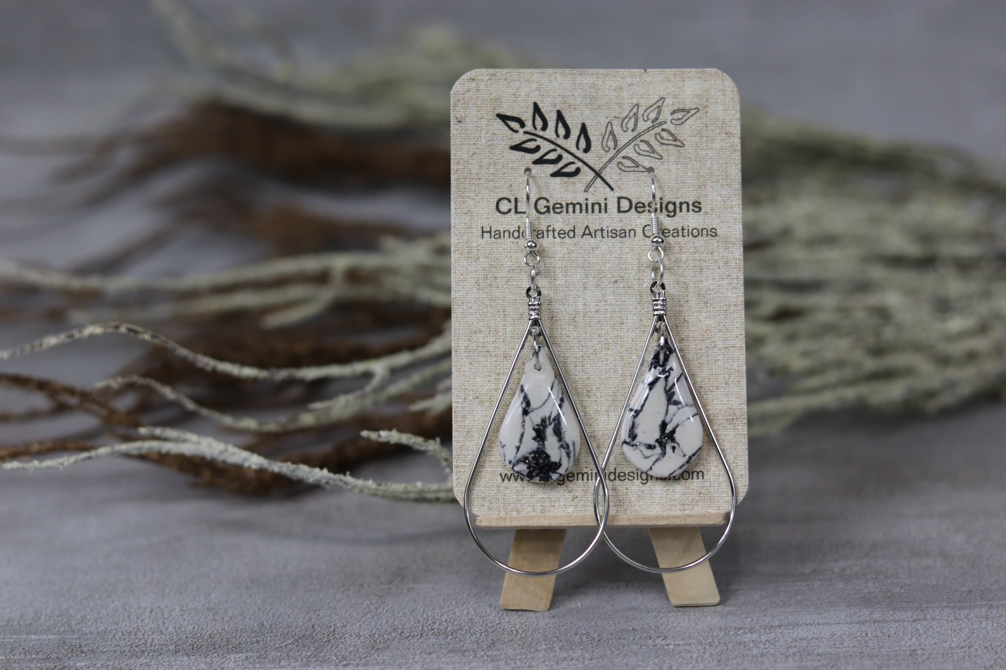 Marble Muse Teardrop Hoops